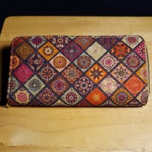 Bohemian Mosaic Women's Zippered Wallet, 4 Compartments, 12 Card Slots